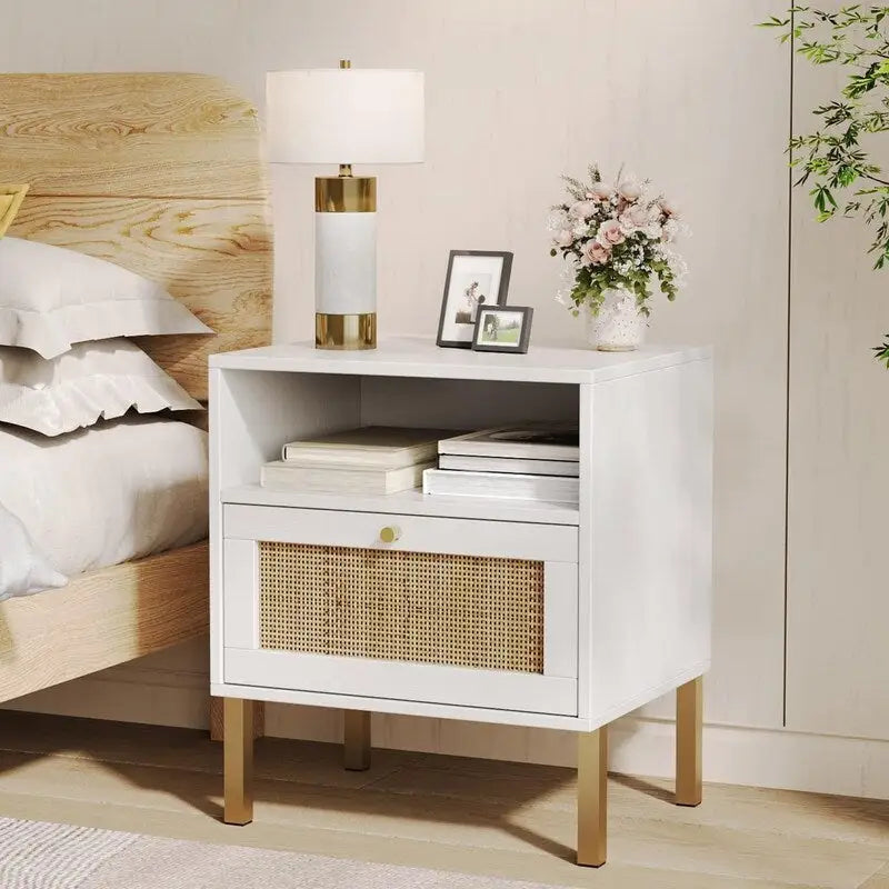 Natural Rattan Nightstand Set of 2, End Table,Boho Bedside Table with 1 Hand Made Door for Living Room, Bedroom
